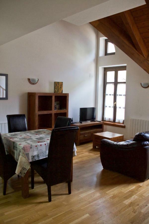 Cau D Aneu Duplex En El Centro D Esterri D Aneu Esterri d'Àneu Eksteriør billede