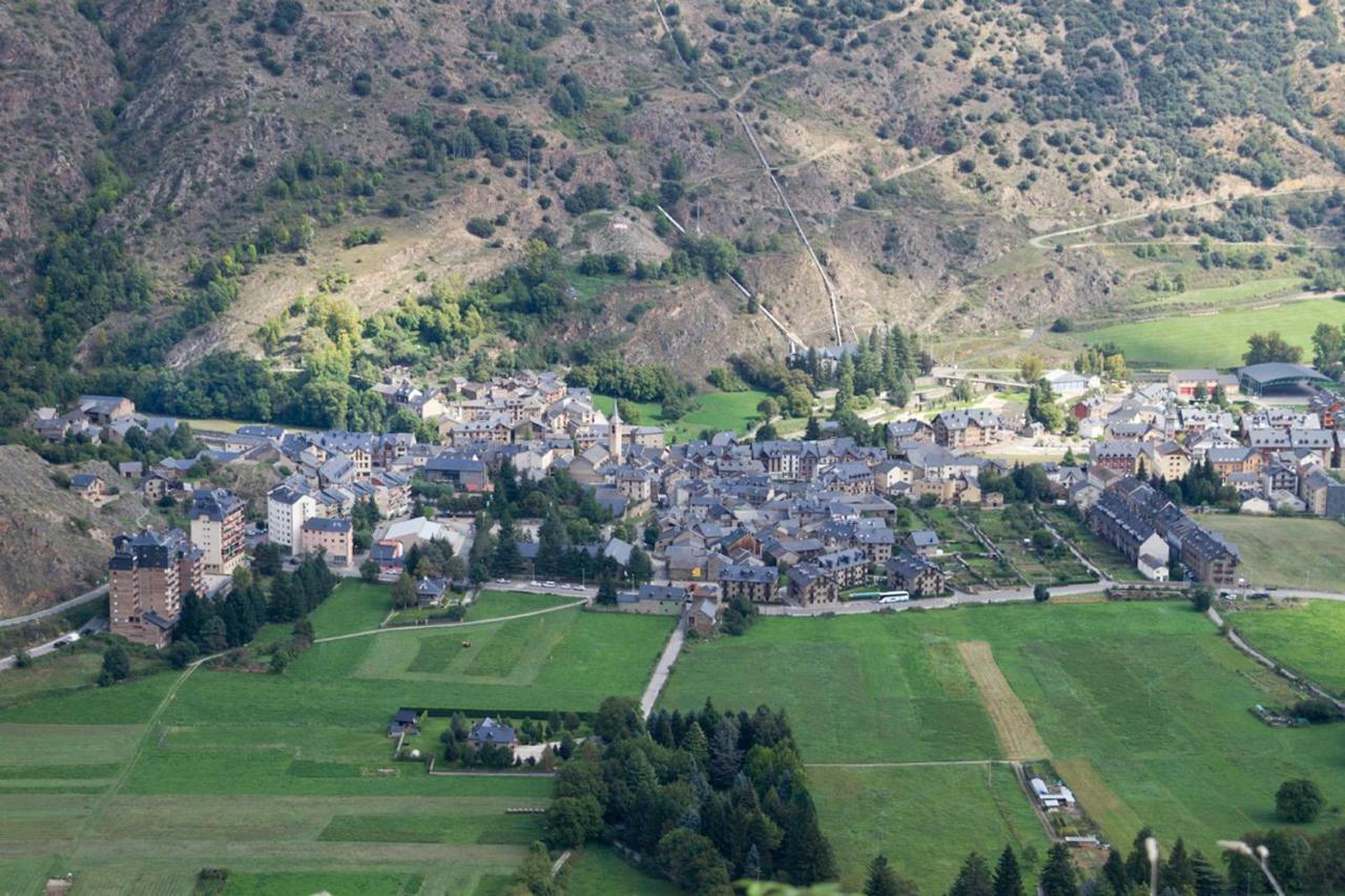 Cau D Aneu Duplex En El Centro D Esterri D Aneu Esterri d'Àneu Eksteriør billede